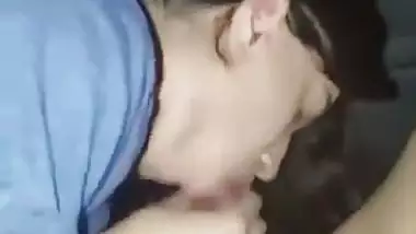 Desi Hot Girl Sucking and swallow his cum