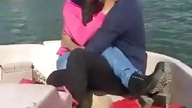 Desi lover kiss in boat