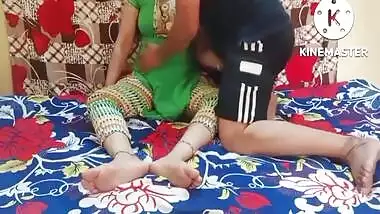 Soniya Bhabhi Sexy Bhabhi Hot Dog In Green Suits