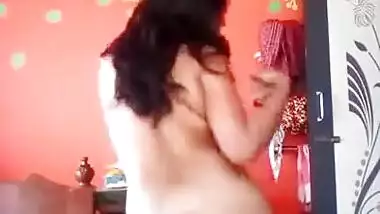 Indian Hairy Pussy Girl Dancing Nude MMS Video