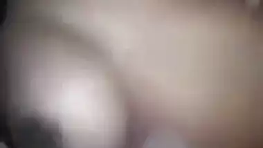 19-year-old desi girl’s Indian teen xxx video of fingering