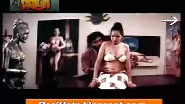 desi slim cute girl hot sex with painter in mallu masala movie