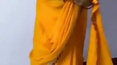 Desi girl removed dress