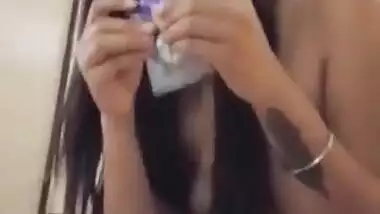 Punjabi girl with papaya boobs taking condom