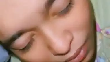 Brother drops his cumload on his 18 year old sister’s face