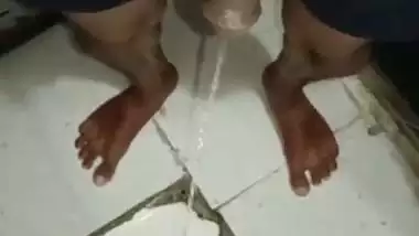 Pissing Nude Indian Boy