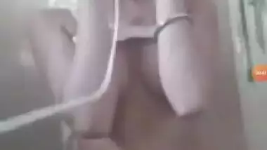 Today Exclusive- Cute Desi Girl Showing Her Boobs And Pussy Part 3