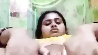 Desi babe using room freshener bottle to masturbate