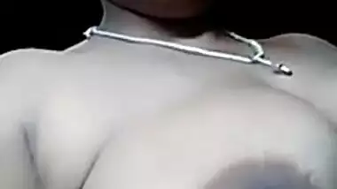 Bhabi Showing Her Boobs and Pussy