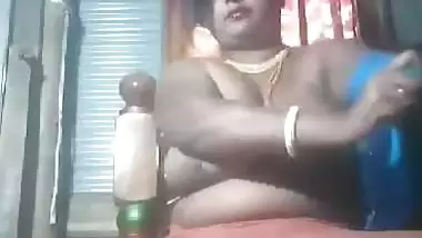 Bangla xxx video of a big boob milf masturbating