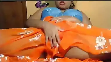 Desi bhabi wet pussy