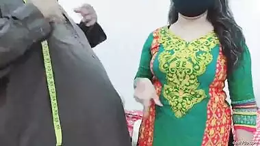 Pakistani cute couple boobs measurement