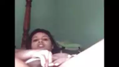 Hot girl teasing & fingering pussy on webcam