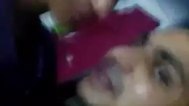 Padoshi bhabhi sexy boobs sucking selfie mms
