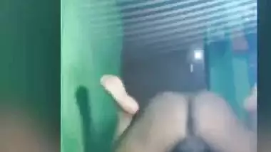 Sexy cpl show squirt hard