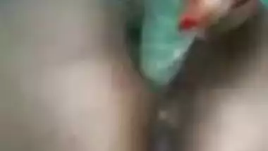 Desi Bhabi Anal Masturbation with hot Moans 