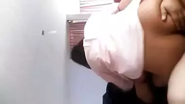 Indian jija sali sex video of a slut girl bouncing on a dick