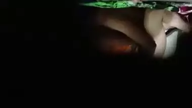 Village girlfriend fucking caught by friend through hole