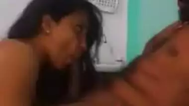 Indian sexy mallu bhabhi blowjob