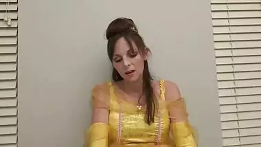 Cosplay Beauty and the Beast Belle Footjob CUMSHOT