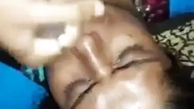 Indian aunty cum facial sex movie scene