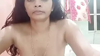Aunty on nude paaid video call