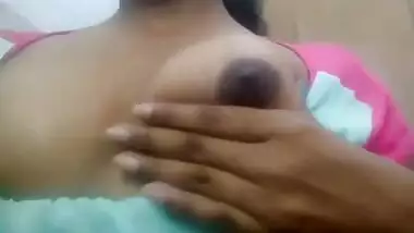 Desi young village girl showing her cute boobs