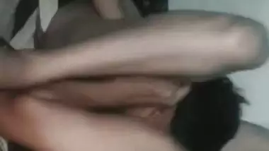 Red lips Indian porn bhabhi moaning sex with husband