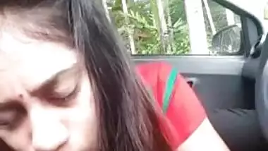 Tamil Girl BJ in the Car