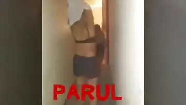 Daring Ravina & Parul Stripping in Hotel Corridor