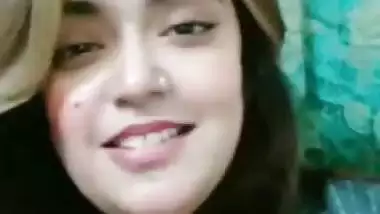 Smoking Bengali girl sucking big boobs and nude pussy show