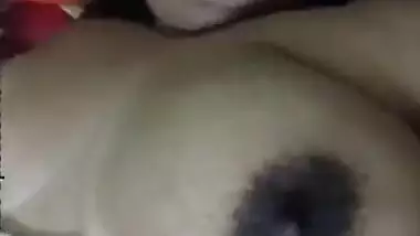 Busty Bangladeshi girl showing her nude big boobs on cam