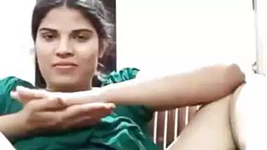 Best video call sex chat of hot figure showing pussy