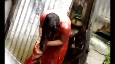 Indian Girl In Red Shower - Movies.