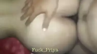 Fuck Priya -Chacha Se Chudai Itna Bura Chude Dar Ho rha 4 5 Ghante tak.