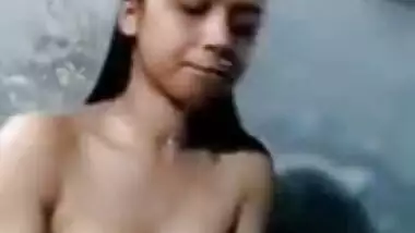 Indian teen girl bathing 
