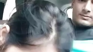 Desi outdoor sex video of a girl sucking a dick in a van