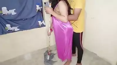 Desi Indian Maid rough painful Fucked By Her Lover When he cleaning the room of her landlord house ! XXX Neelima