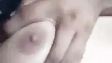 Cute Bangladeshi virgin girl pussy show on video call
