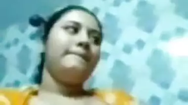 Bangladeshi Beautiful Big Boobs Girl Sexy Video