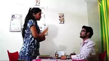 Bollywood masala clip of college girl romancing