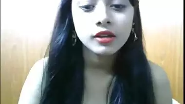 Desi Cute Cam Girl