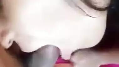 Indian girl give blowjob to her friend