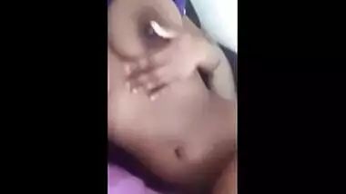 Fingering pussy to create sex arousal