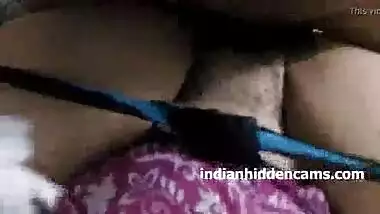 Indian Bhabhi Pussy Fucked Cumshot Inside - IndianHiddenCams.com
