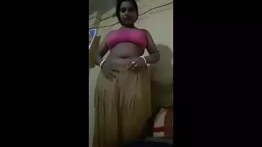 desi married bhabhi showing everything