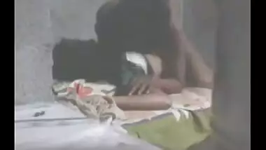 Indian MMS sex video of a teen girl and her cousin