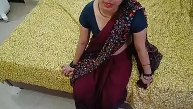 Hot Indian Desi village bhabhi was after long time to meet devar and fucking and full romance with dever in clear Hindi audio language