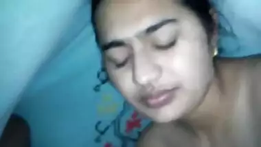 Beautiful Indian bhabi with lovely boobs