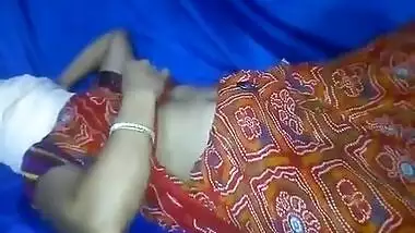 Desi wife self playing her boobs and hard fucking take her saree